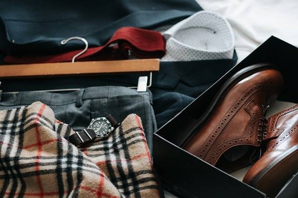 Comment suivre la mode masculine sans se ruiner ?